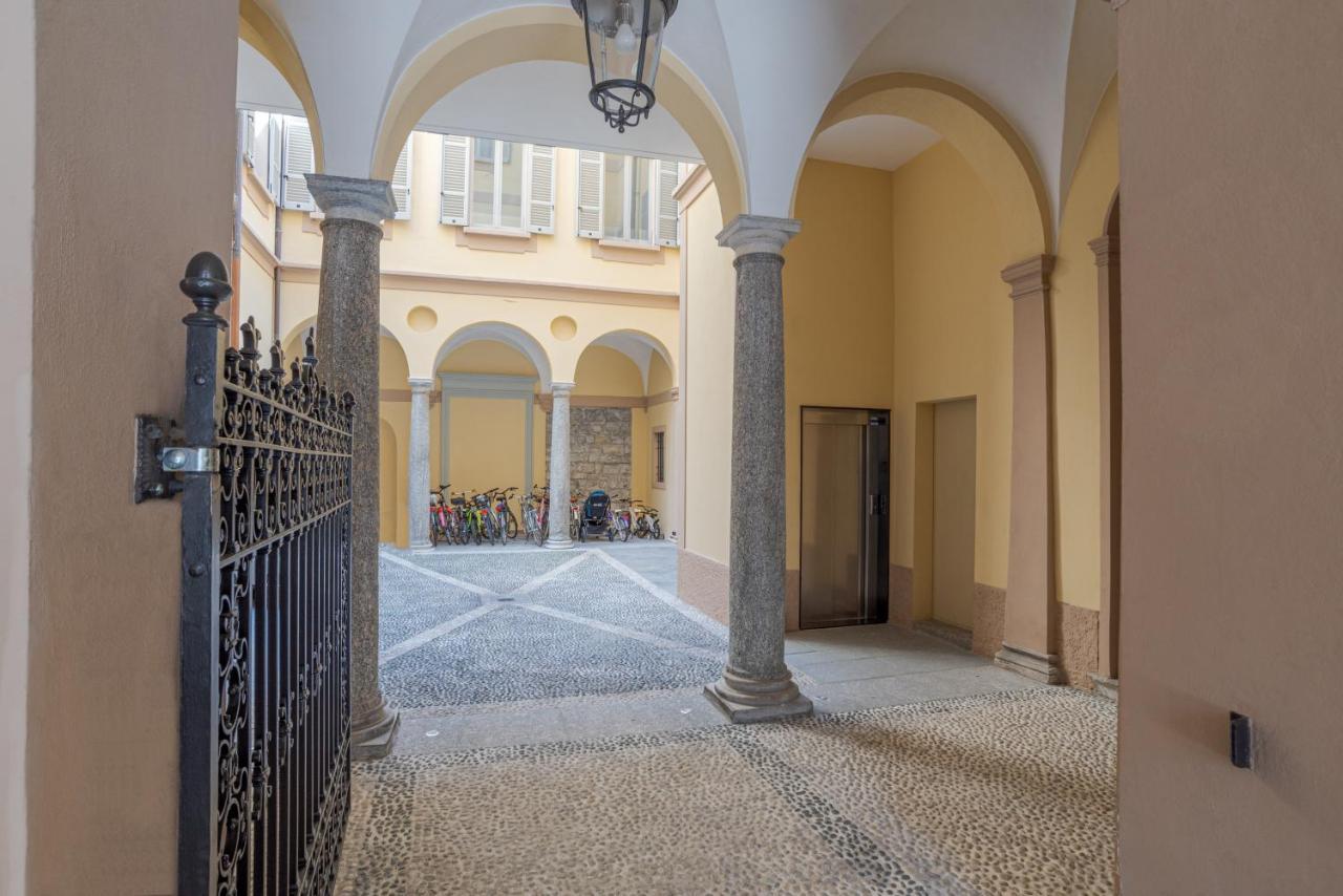 Del Vescovo - By Myhomeincomo Appartement